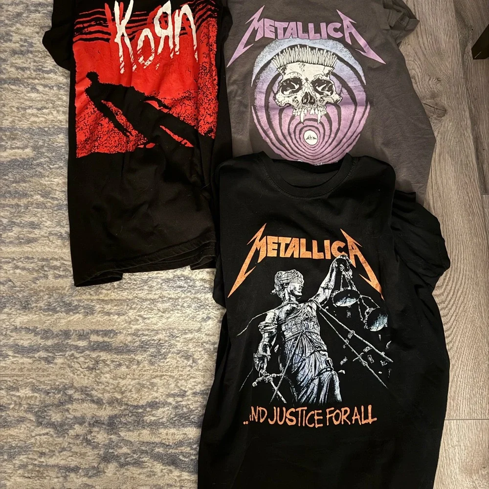 Men’s Gray &Black Graphic Band T-Shirts - Picture 1 of 1